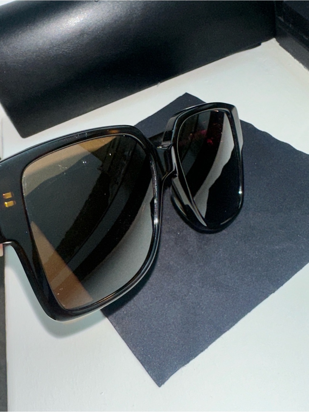 Saint Laurent Black and Gold Oversized Cat-Eye Sunglasses - Picture 9 of 16